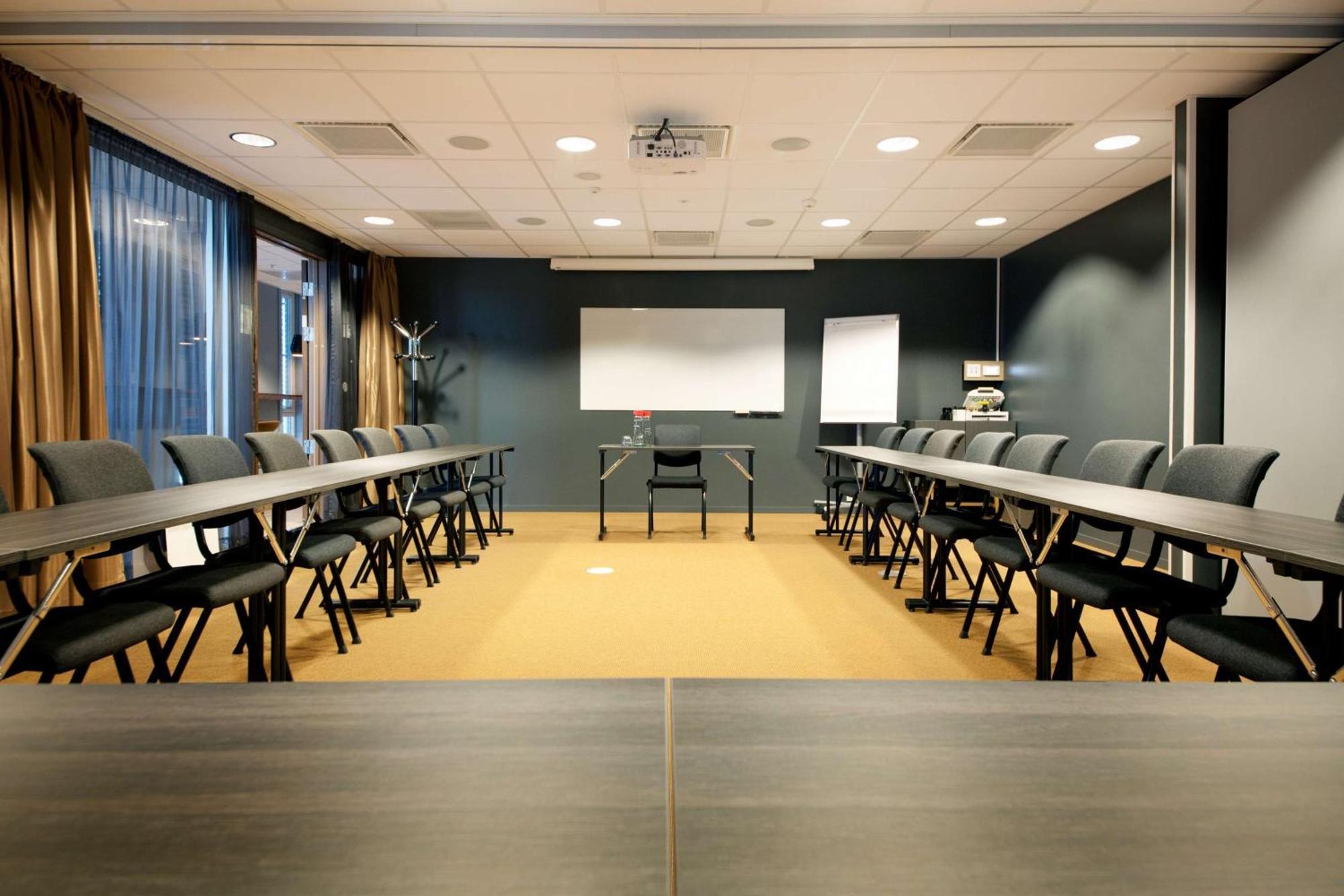 Scandic Kristiansand Bystranda Bagian luar foto